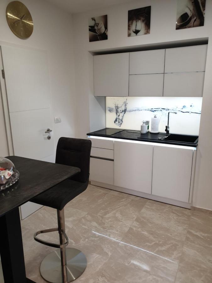 Love Nest Apartment Lublana Zewnętrze zdjęcie